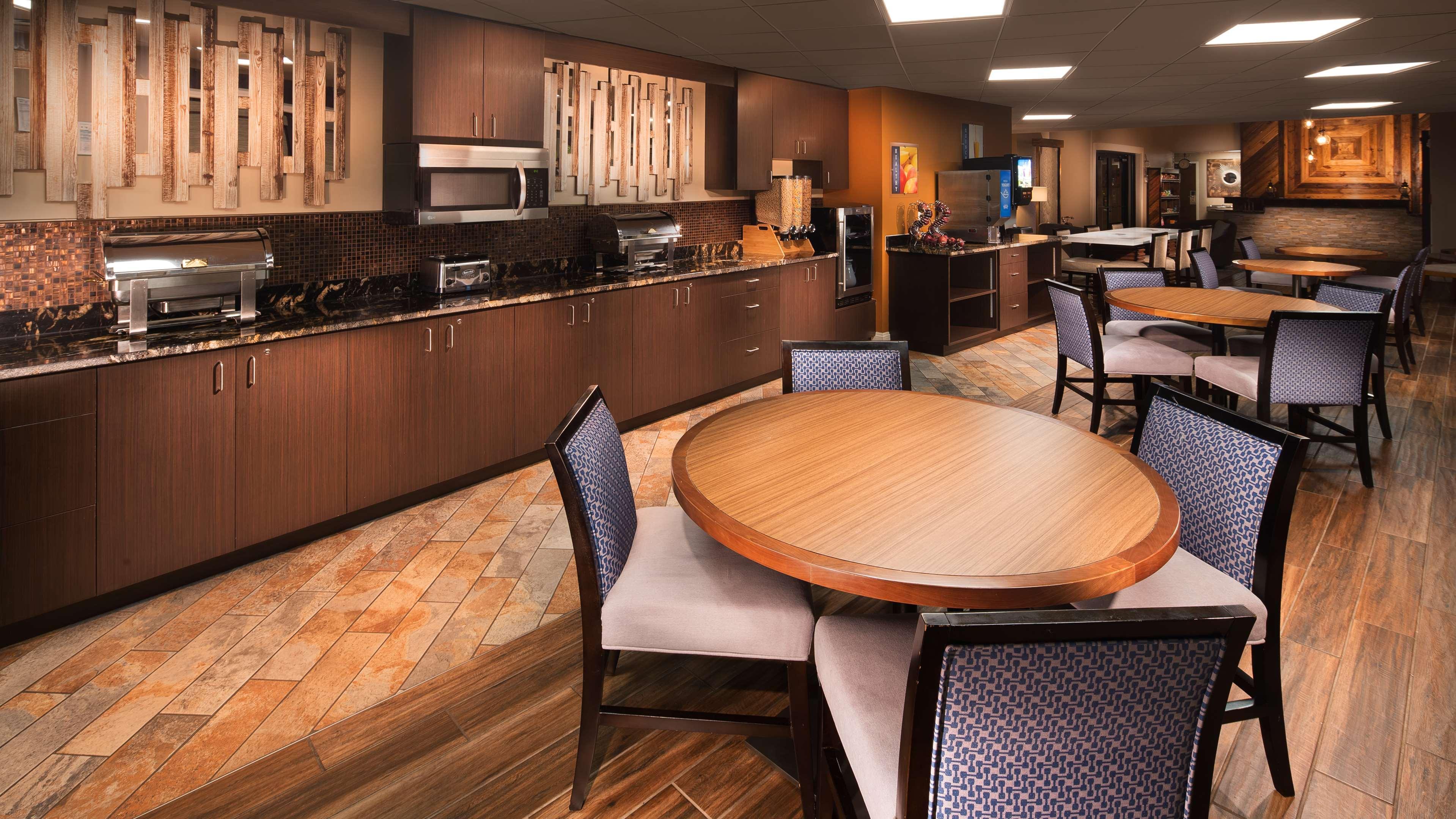 Best Western Warm Springs Hotel And Event Center Exteriér fotografie