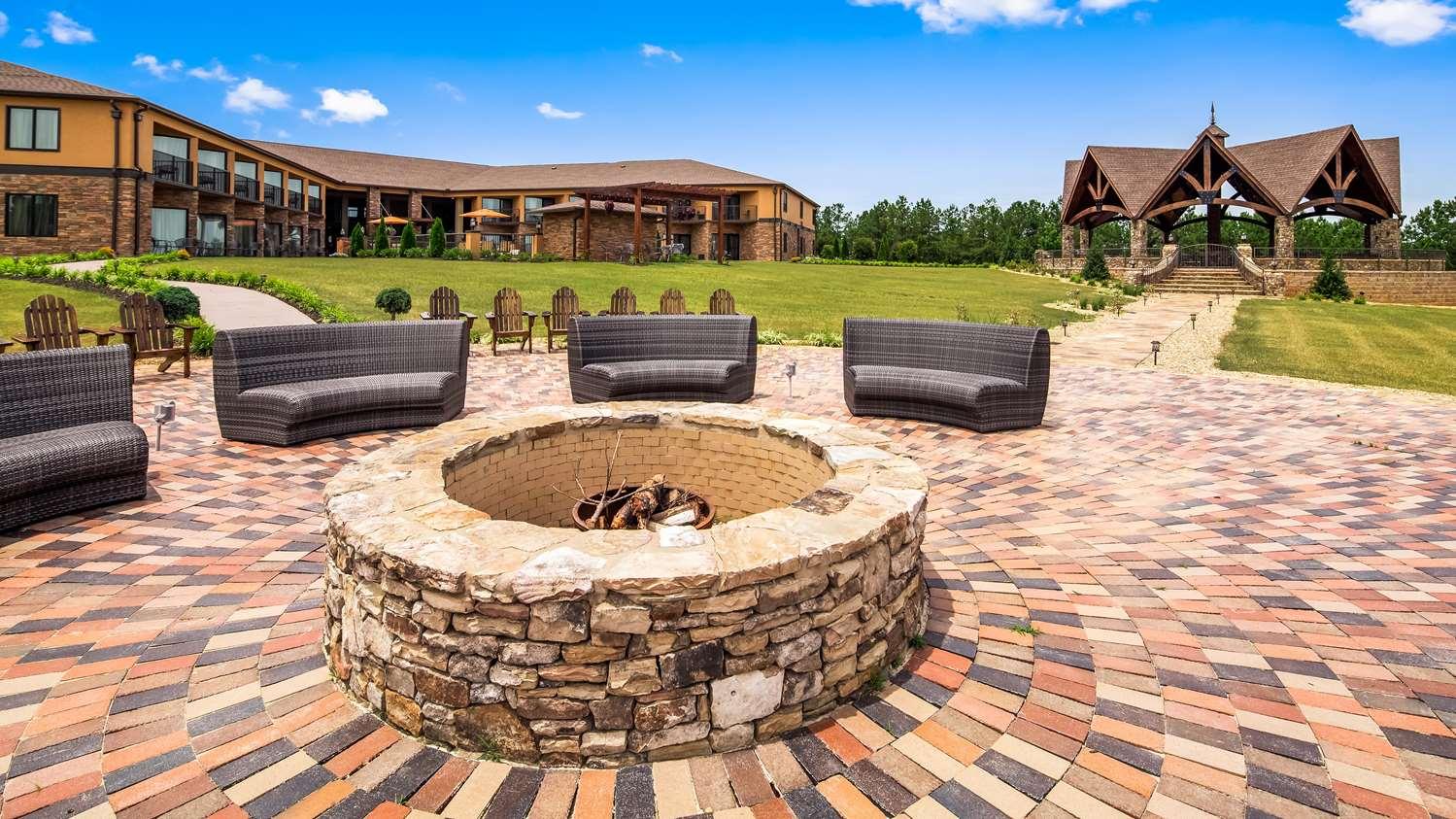 Best Western Warm Springs Hotel And Event Center Exteriér fotografie